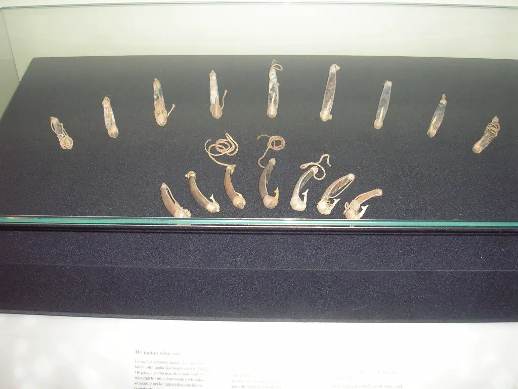 Hooks_1.JPG