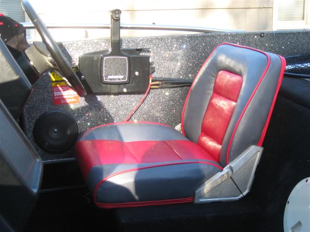 BassBoat_007_Small.jpg