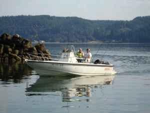 san_juans_with_whaler.jpg